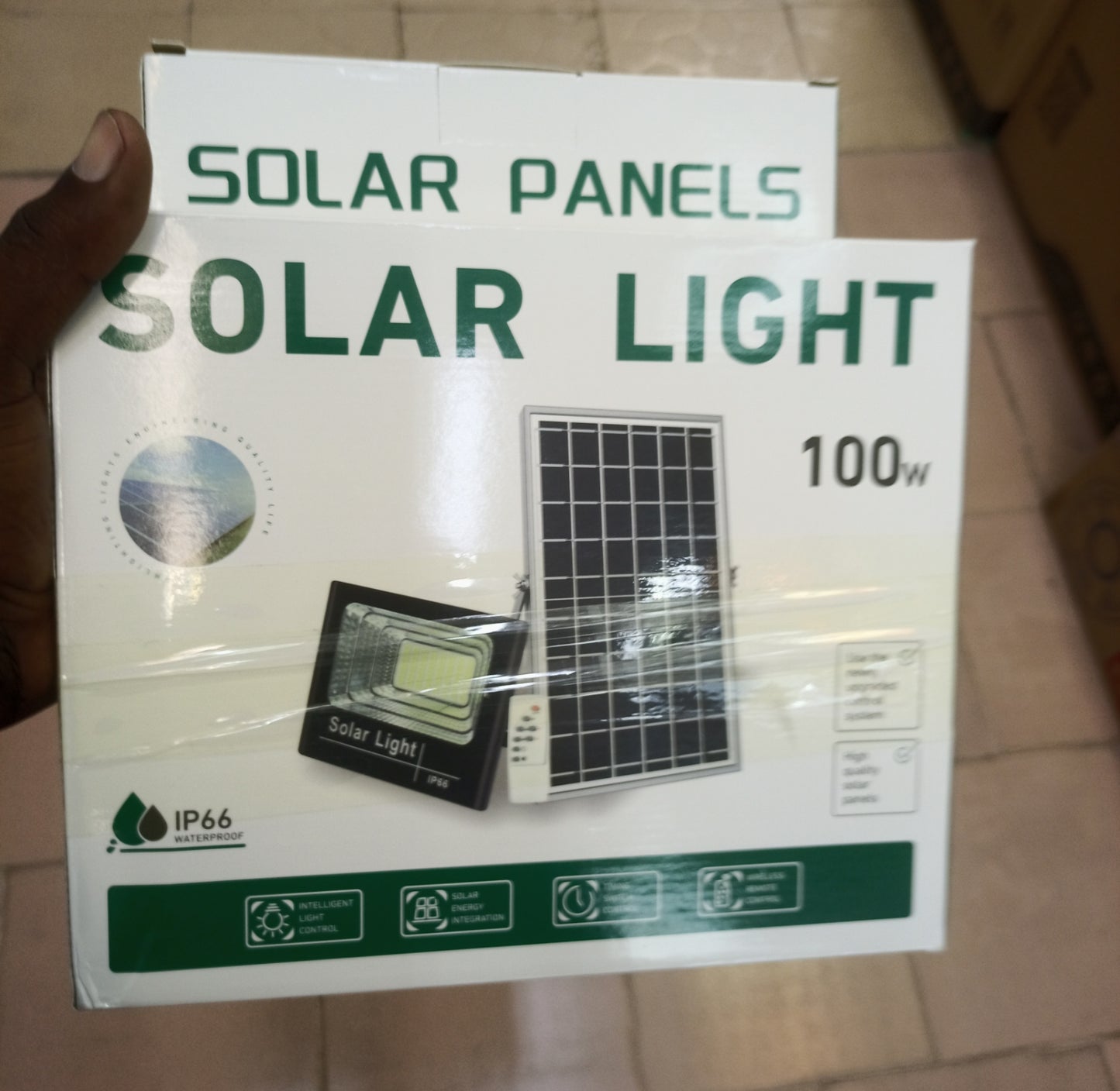 Projecteur solaire innovant 100 watts super puissant