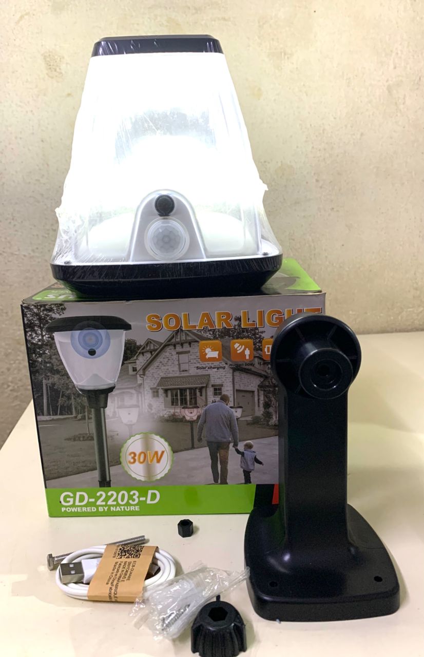 Lampe murale solaire 30 W